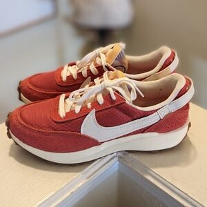 *NEW* Pink and White Nike Sneakers